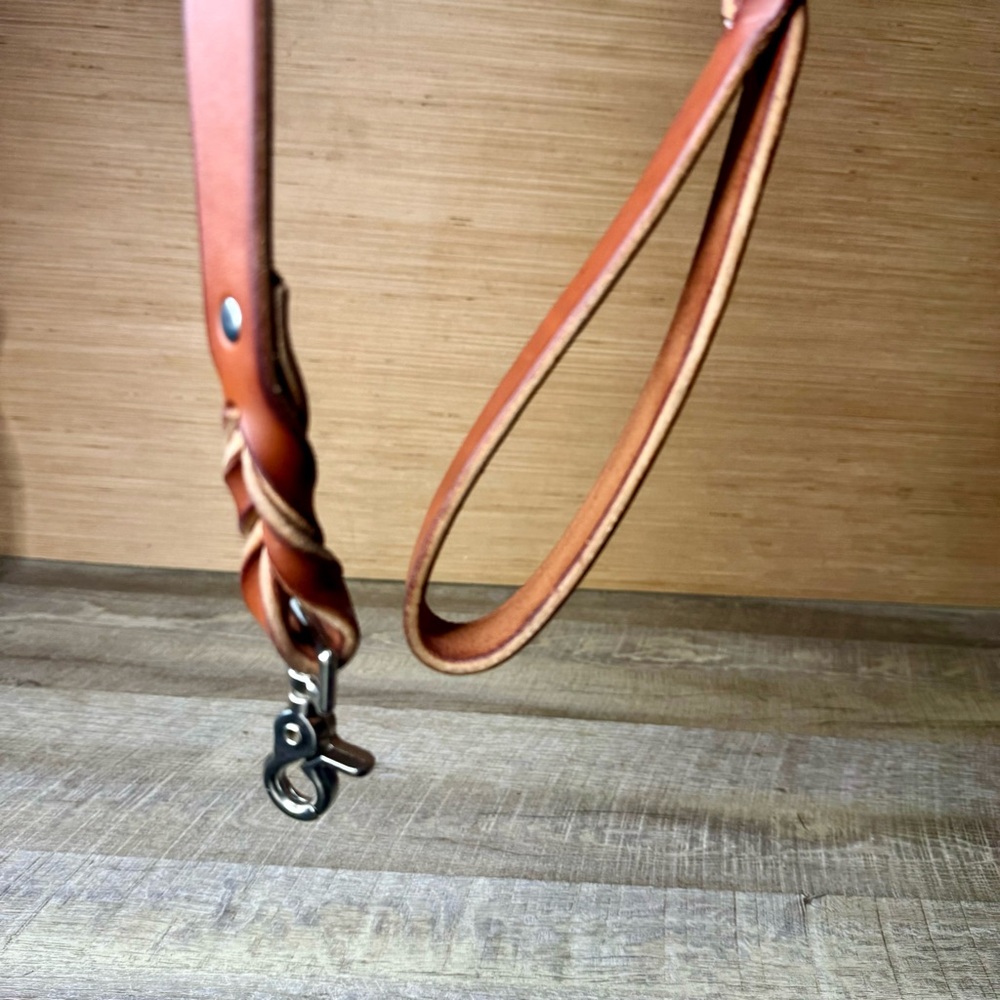 Handmade Leather Pet Leash 1”width 70”length Whicket and Craig English Bridle - Picture 11 of 11